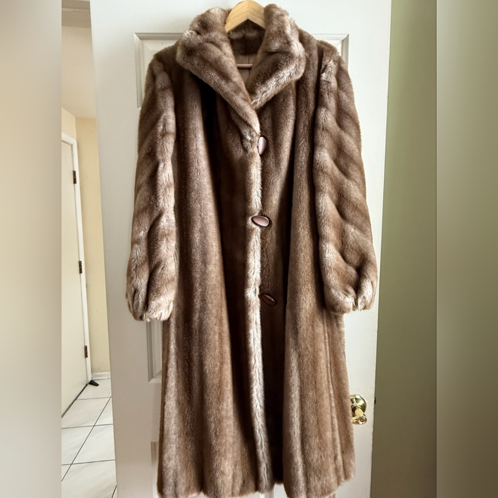 Luxurious Tan Mink Coat